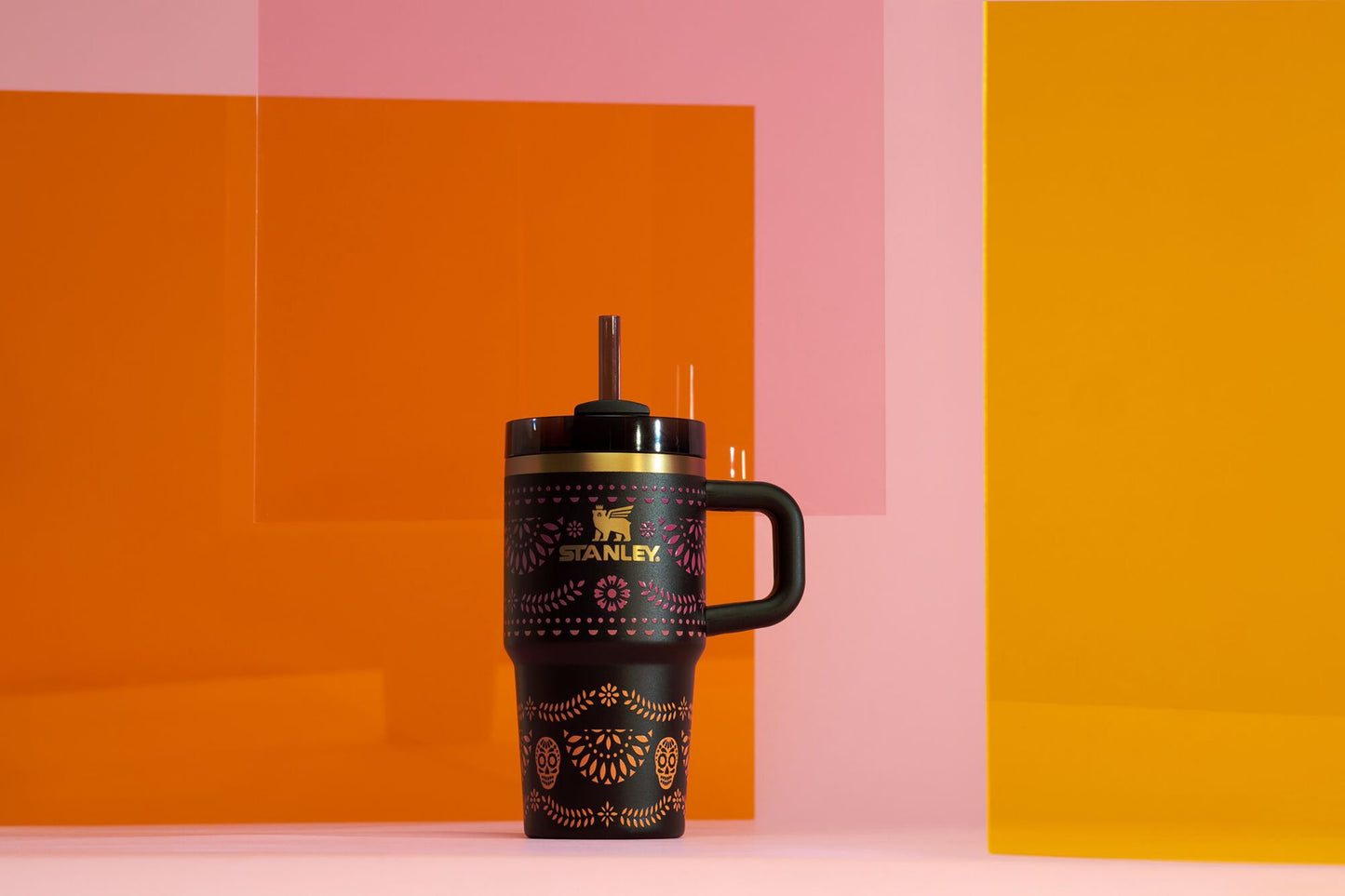 Stanley Dia de Los Muertos Collection 20 oz. Quencher H2.0 FlowState Tumbler - Midnight Catrina