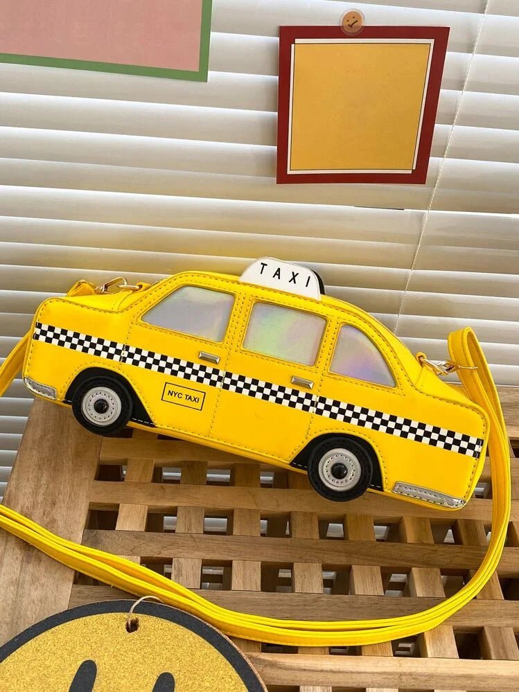 How to Style a Crossbody Bag for Any Occasion: A Fashion-Forward Guide - Canvas & Charms