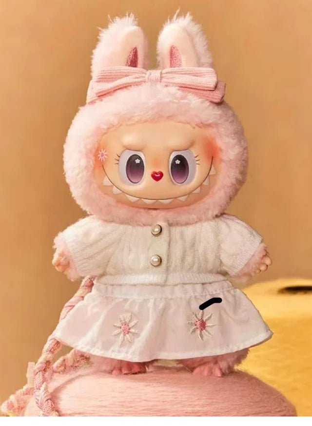 ラブブ labubu Mokoko 最新モデル フィギュア / モココ Mokoko Labubu: Why This Pop Mart Character Is One of the Most