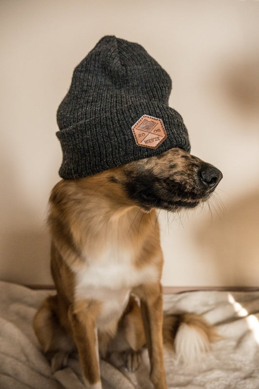 Navigating Style Through Time: The Maritime Origins and Timeless Evolution of Mariner's Hats (Beanies) and Fisherman Sweaters - Canvas & Charms