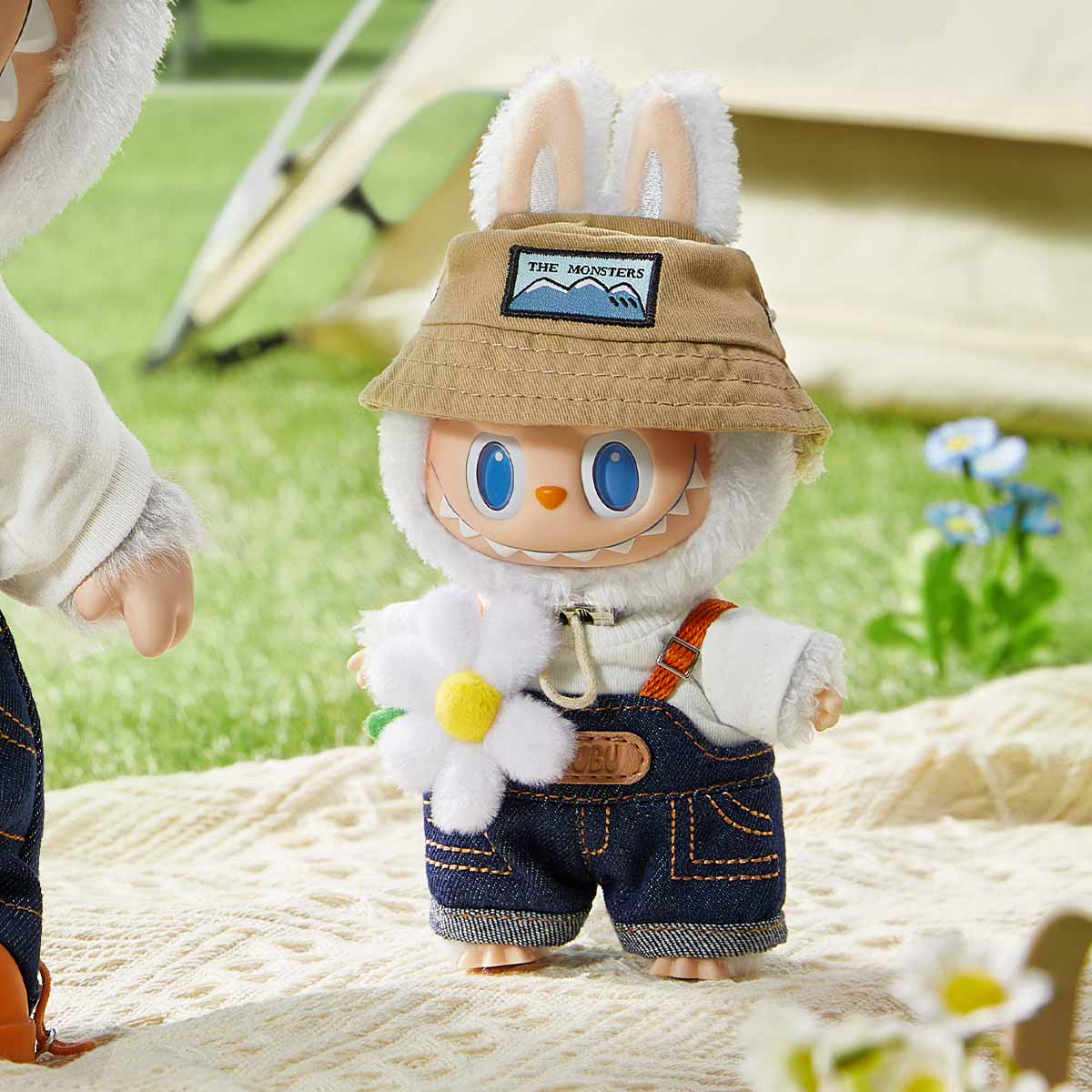 Labubu FALL IN WILD SERIES THE MONSTERS Vinyl Plush Doll Pendant Authentic Pop Mart