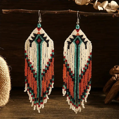 Western style earrings in multicolor