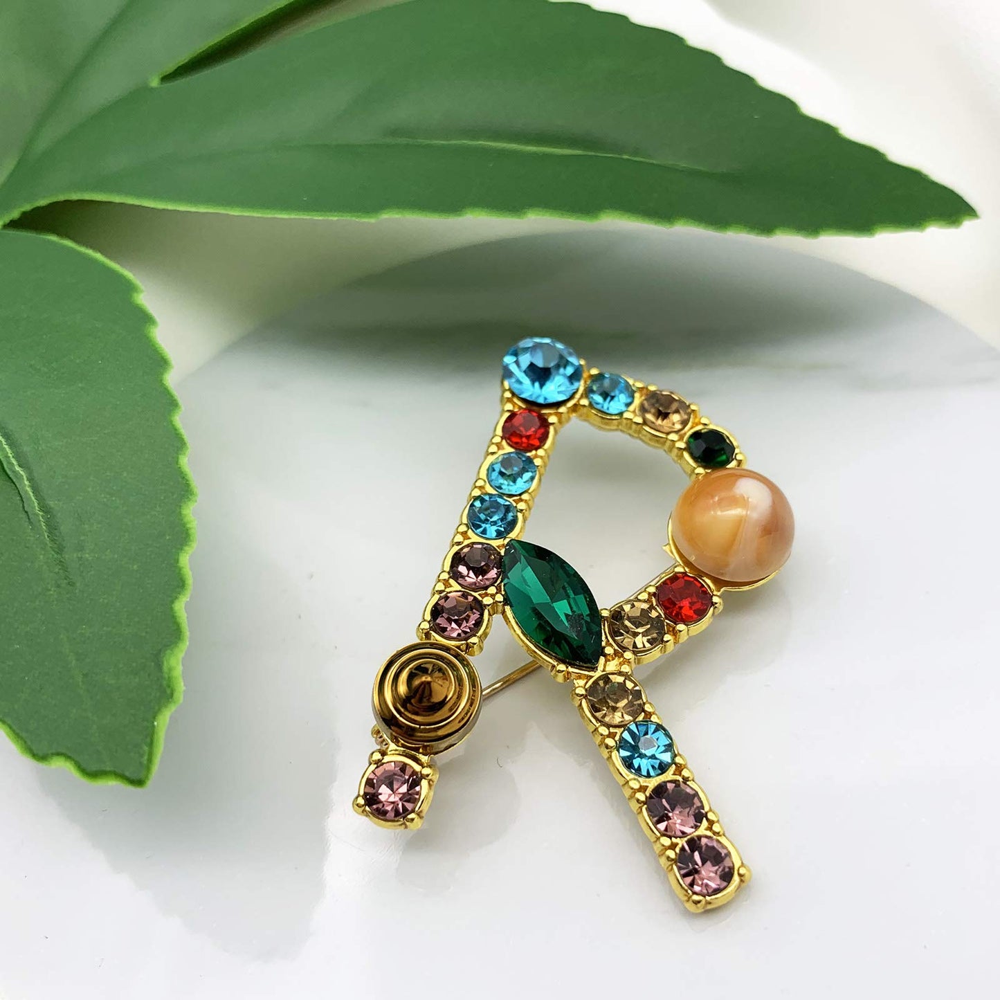 Initial Brooch A to Z 26 English Letters Plated Metal Stone Clear Colorful Crystal Lapel Pin Brooches Collar