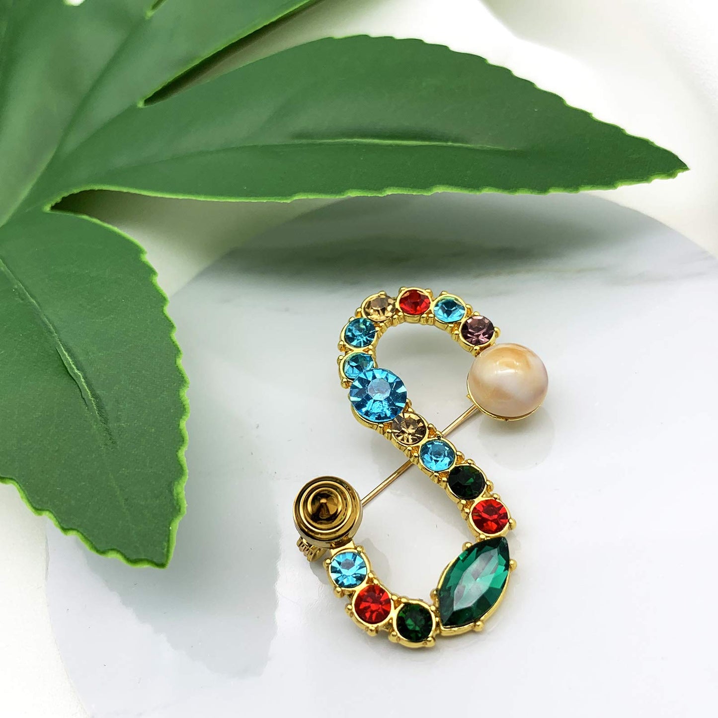 Initial Brooch A to Z 26 English Letters Plated Metal Stone Clear Colorful Crystal Lapel Pin Brooches Collar