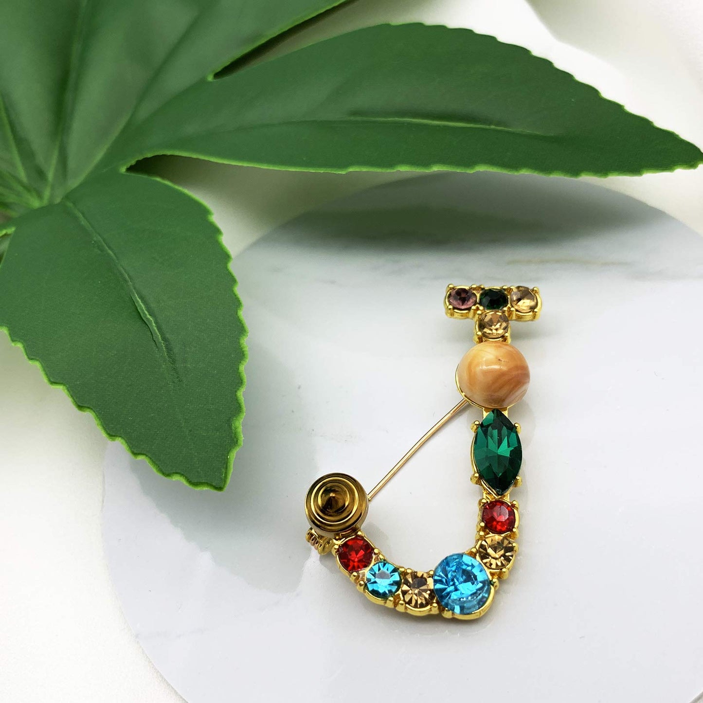 Initial Brooch A to Z 26 English Letters Plated Metal Stone Clear Colorful Crystal Lapel Pin Brooches Collar