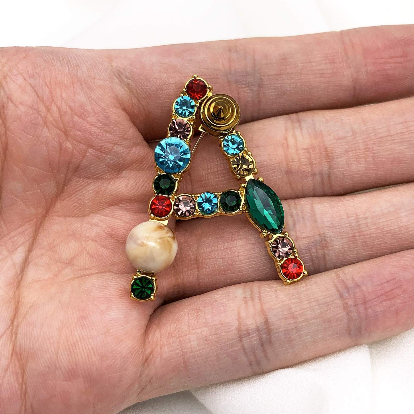 Initial Brooch A to Z 26 English Letters Plated Metal Stone Clear Colorful Crystal Lapel Pin Brooches Collar
