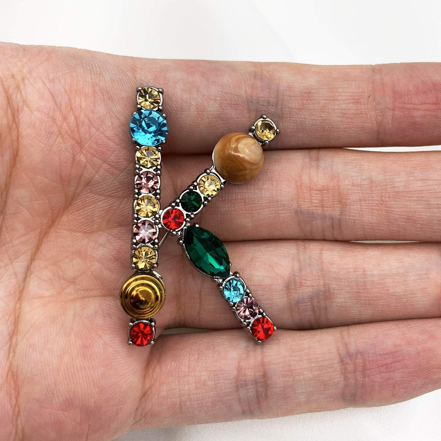 Initial Brooch A to Z 26 English Letters Plated Metal Stone Clear Colorful Crystal Lapel Pin Brooches Collar