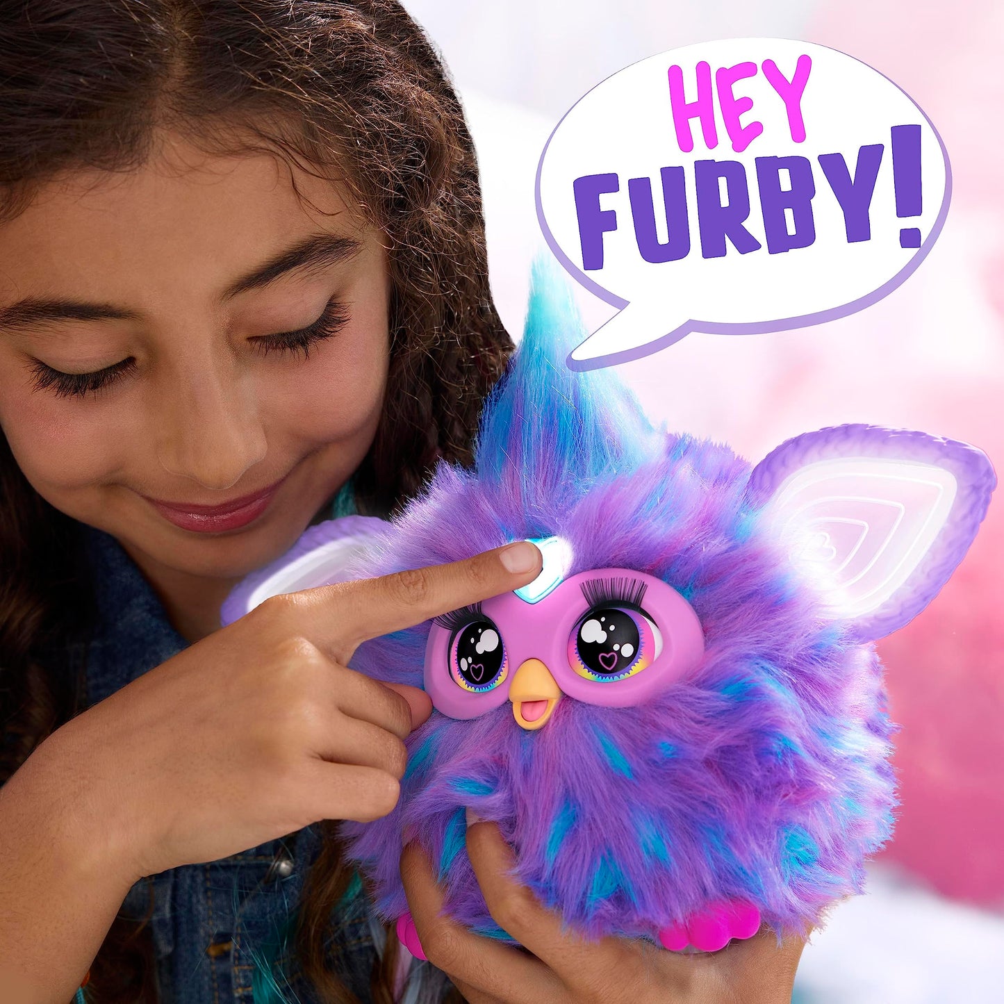 Furby Coral, 15 Fashion Accessories, Interactive Plush Toys for 6 Year Old Girls & Boys & Up, Voice Activated Animatronic