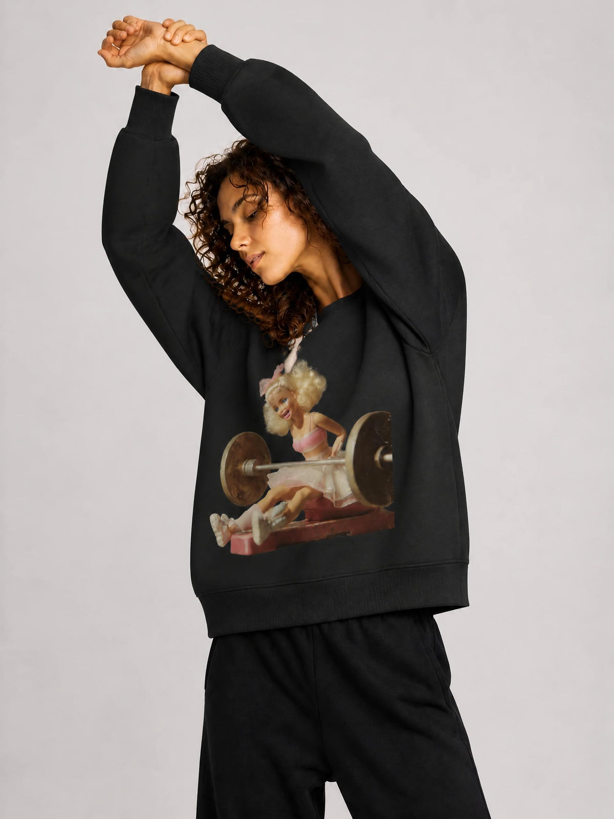 Funny Doll Face Barbie in a Gym Print Essential Fleece Mock-Neck Crew Sweatshirt