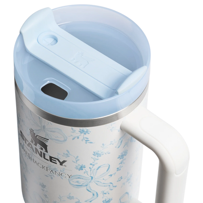 Stanley 1913 x LoveShackFancy Holiday Quencher® H2.0 FlowState™ Tumbler | 40 OZ