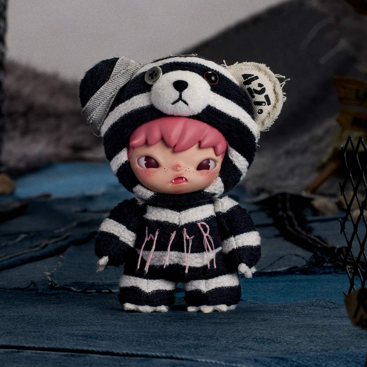 Hirono Road Journal Series Authentic Pop Mart Plush Doll Pendant Blind Box - Canvas & Charms