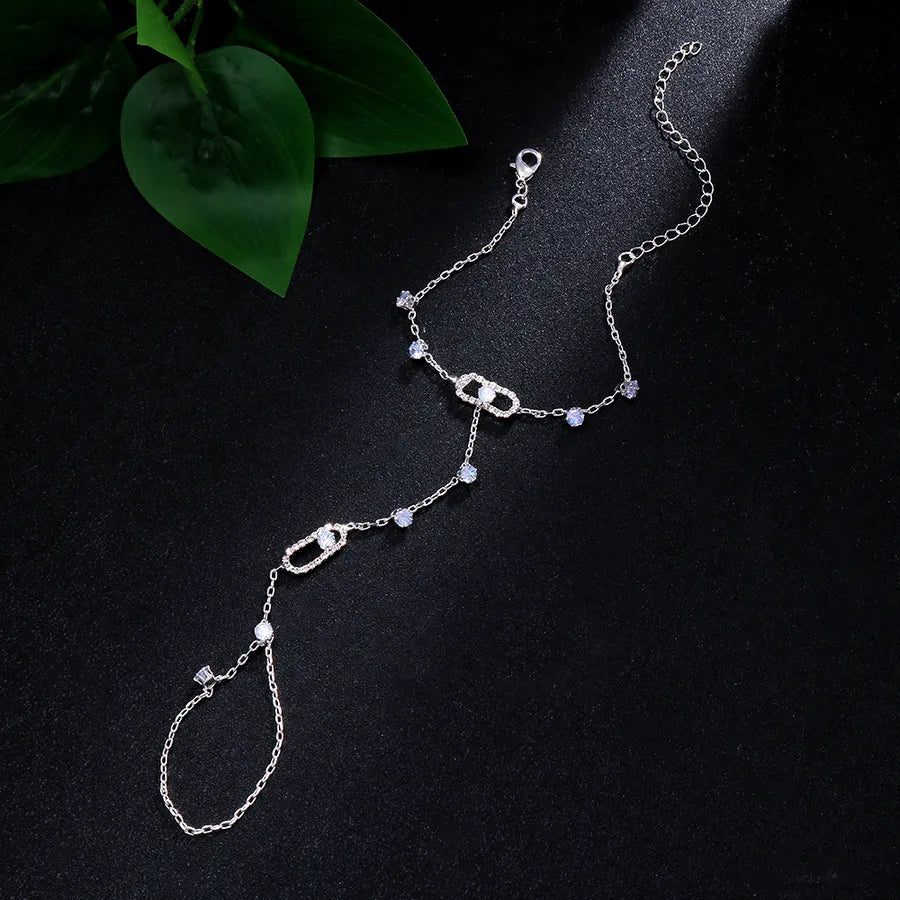 New Geometric Splicing Fresh Style Water Diamond Hollow Finger Linked Bracelet Women's Fashion Jewelry Hand Accessory - Canvas & Charms