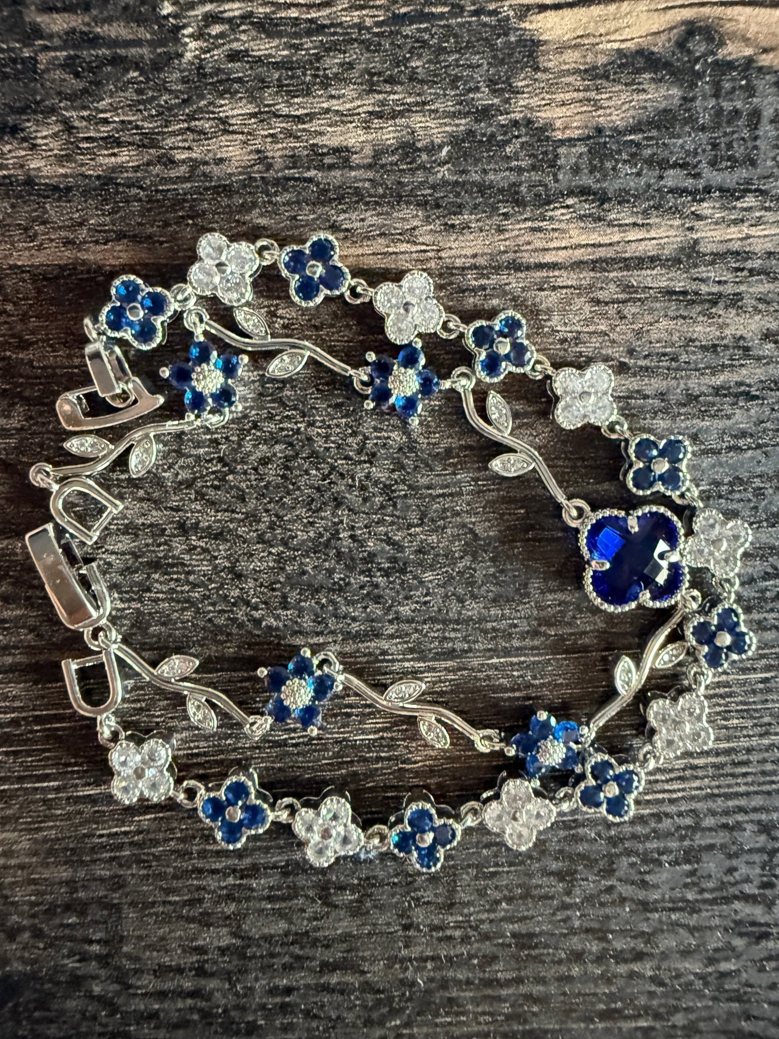 Sapphire Blue Clover Silver Bracelet Set VCA Vine Inspired Tennis 6.5 Inches Clasp Closure - Canvas & Charms