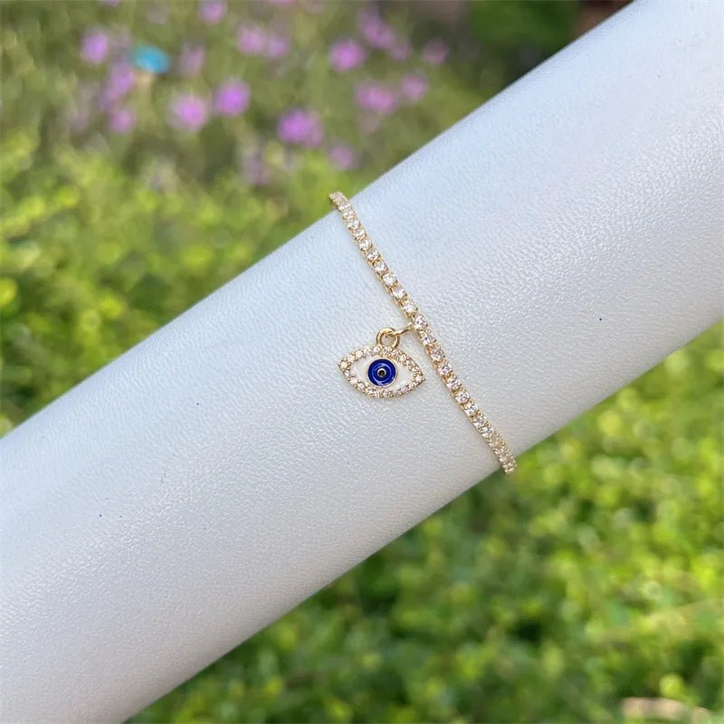 Simple Style Classic Style Devil's Eye Copper Inlay Zircon Bracelets 1 Piece - Canvas & Charms