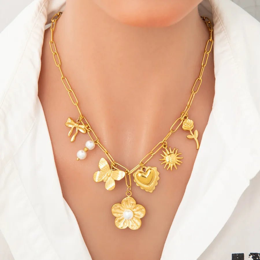 Wholesale Jewelry Elegant Classic Style Heart Shape Flower 304 Stainless Steel Plating Multi Charms Necklace - Canvas & Charms