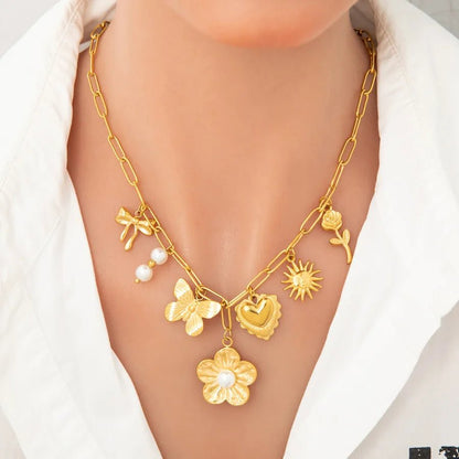 Wholesale Jewelry Elegant Classic Style Heart Shape Flower 304 Stainless Steel Plating Multi Charms Necklace - Canvas & Charms