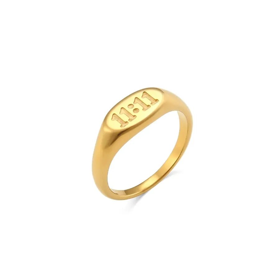 Wholesale Jewelry Fashion Letter 304 Stainless Steel No Inlaid 18K Gold Plated Rings - Canvas & Charms
