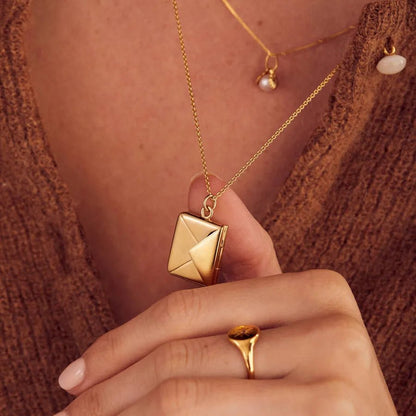 Wholesale Jewelry IG Style Simple Style Commute I Love you envelope 304 Stainless Steel 18K Gold Plated Pendant Necklace - Canvas & Charms
