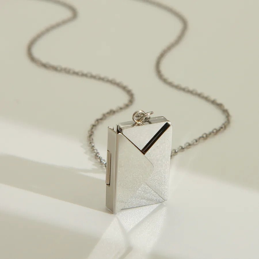 Wholesale Jewelry IG Style Simple Style Commute I Love you envelope 304 Stainless Steel 18K Gold Plated Pendant Necklace - Canvas & Charms